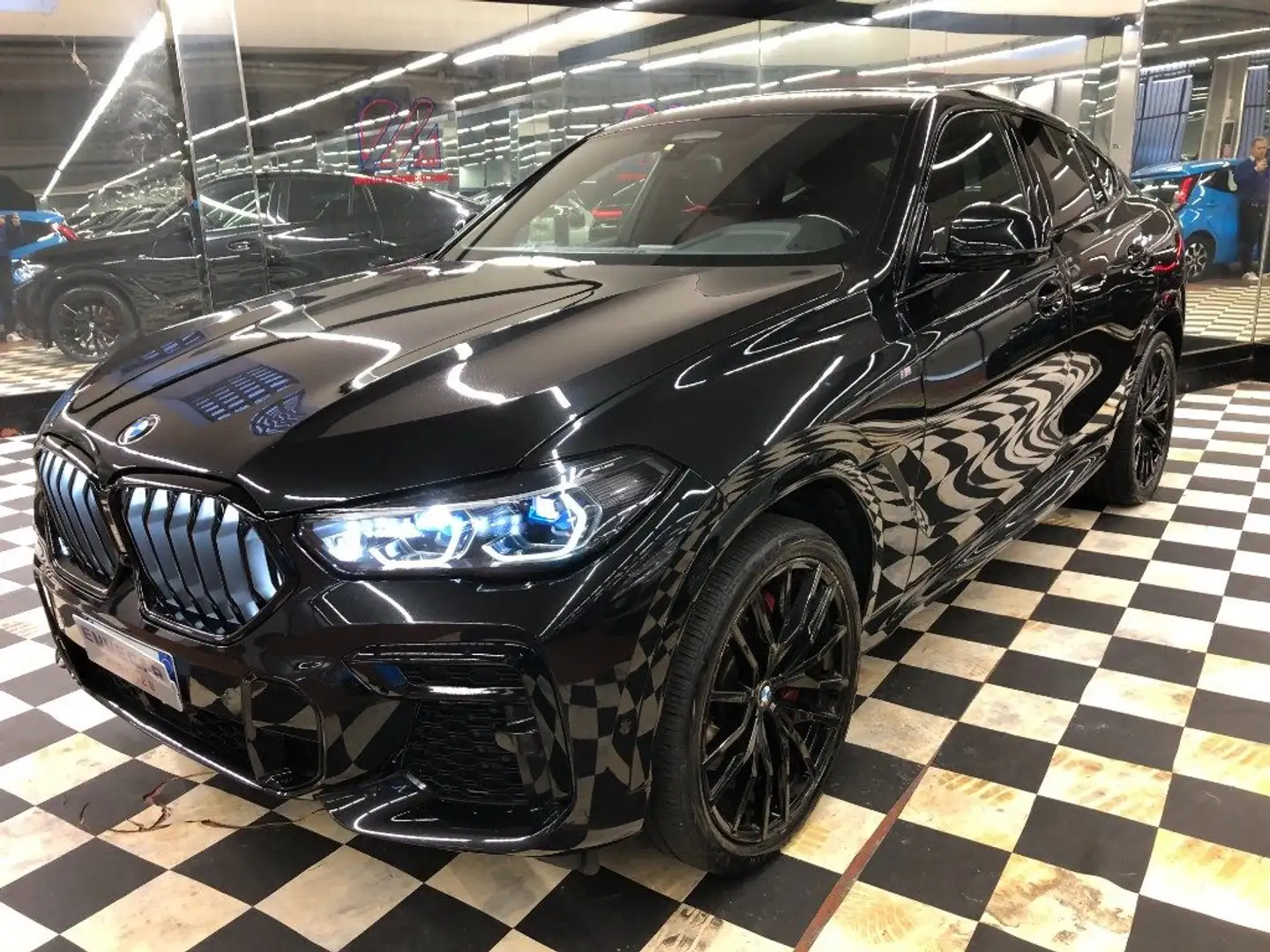 BMW X6 xDrive30d 48V Msport Schwarz - 1
