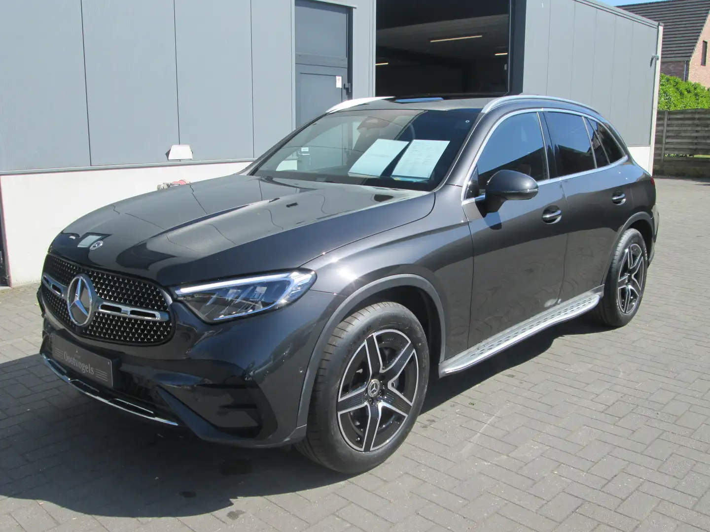 Mercedes-Benz GLC 200 4M AMG PANO TREKHAAK DORPELS Grigio - 2