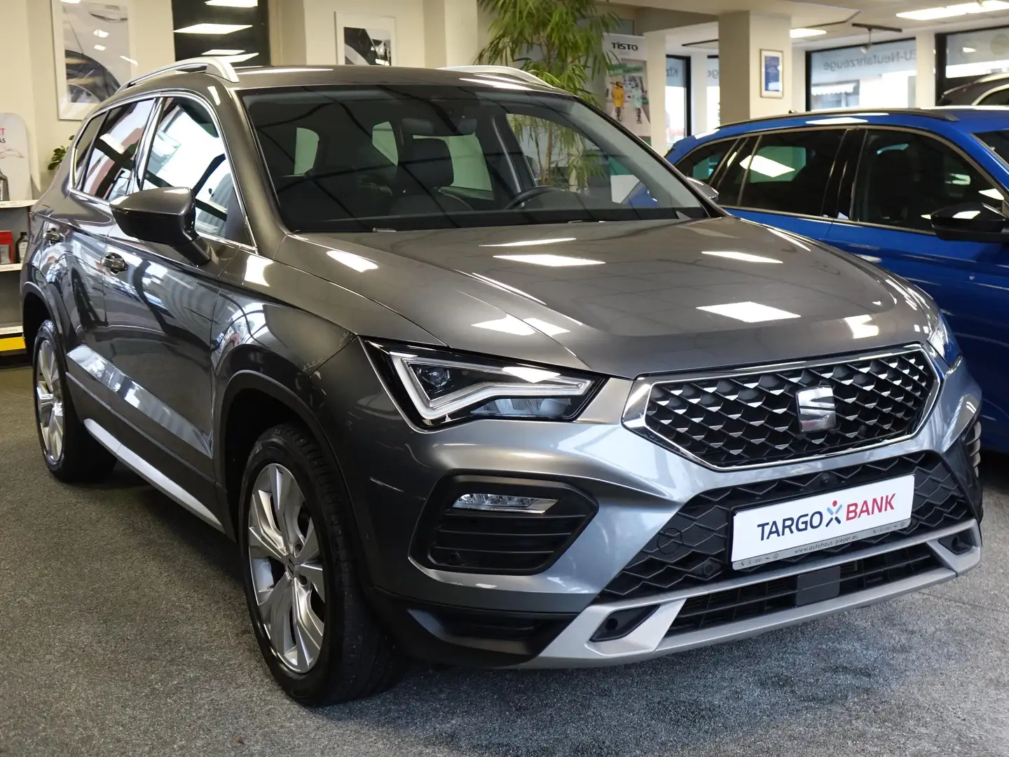 SEAT Ateca Xperience 2.0 TDI DSG +Navi+ACC+360+Virtual Gris - 1