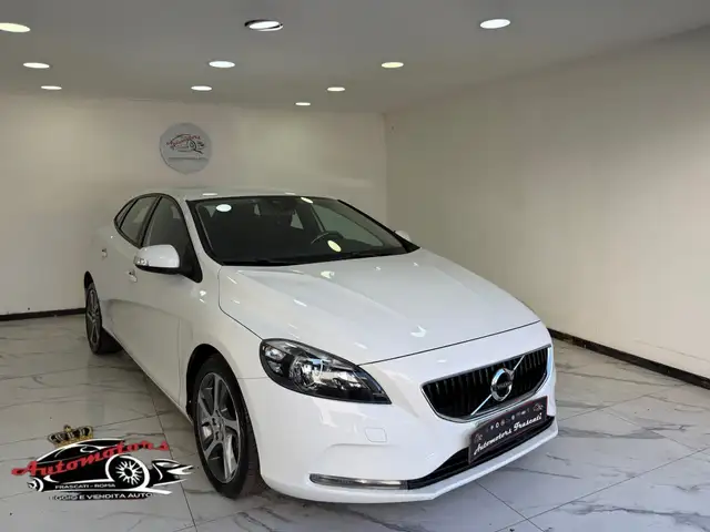 Volvo V40 2.0 d2 Momentum -GARANTITA-2017