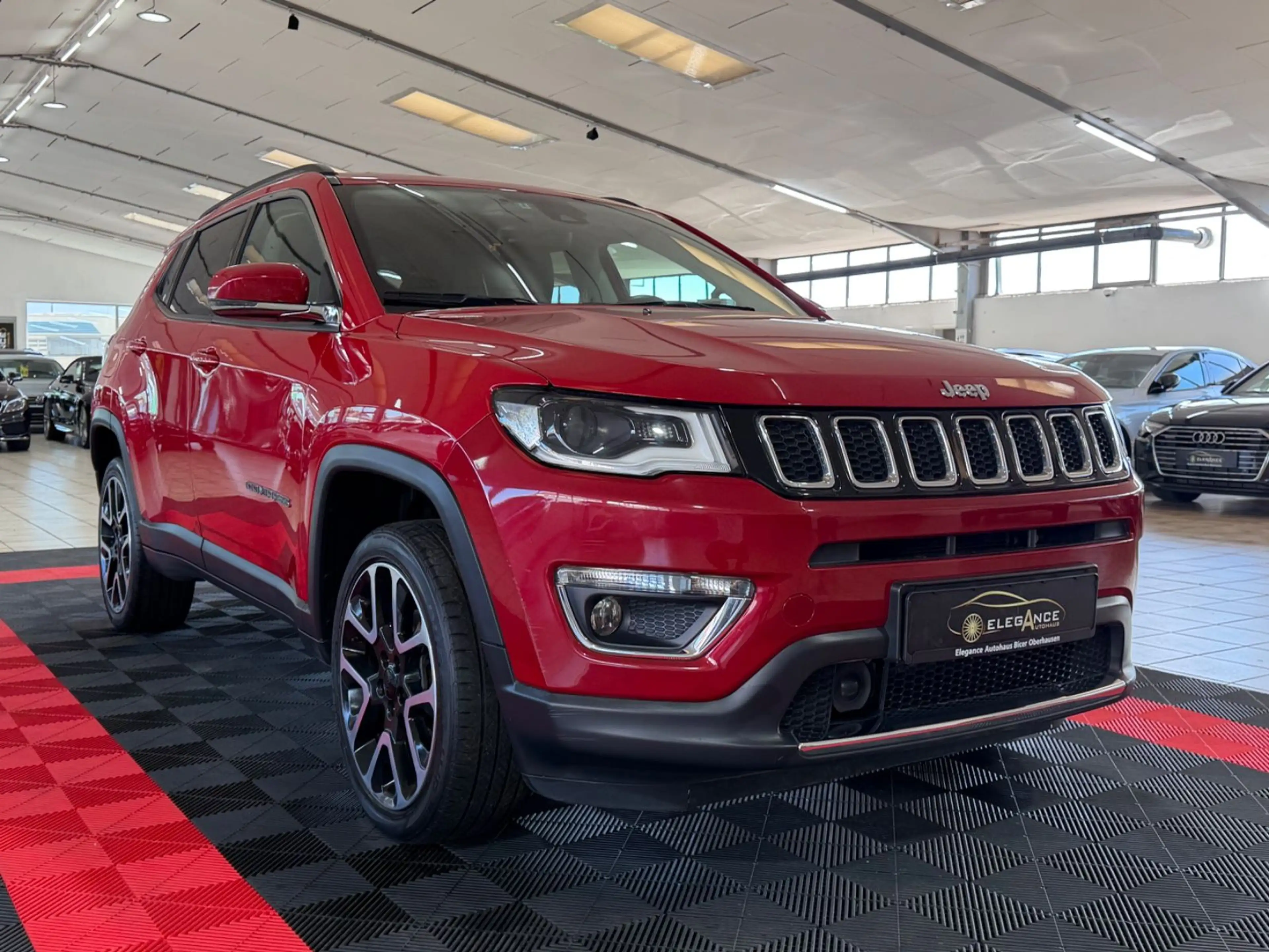 Jeep Compass Limited 4WD*AMBIENTE*ALLRAD*KEYGO* — photo 3