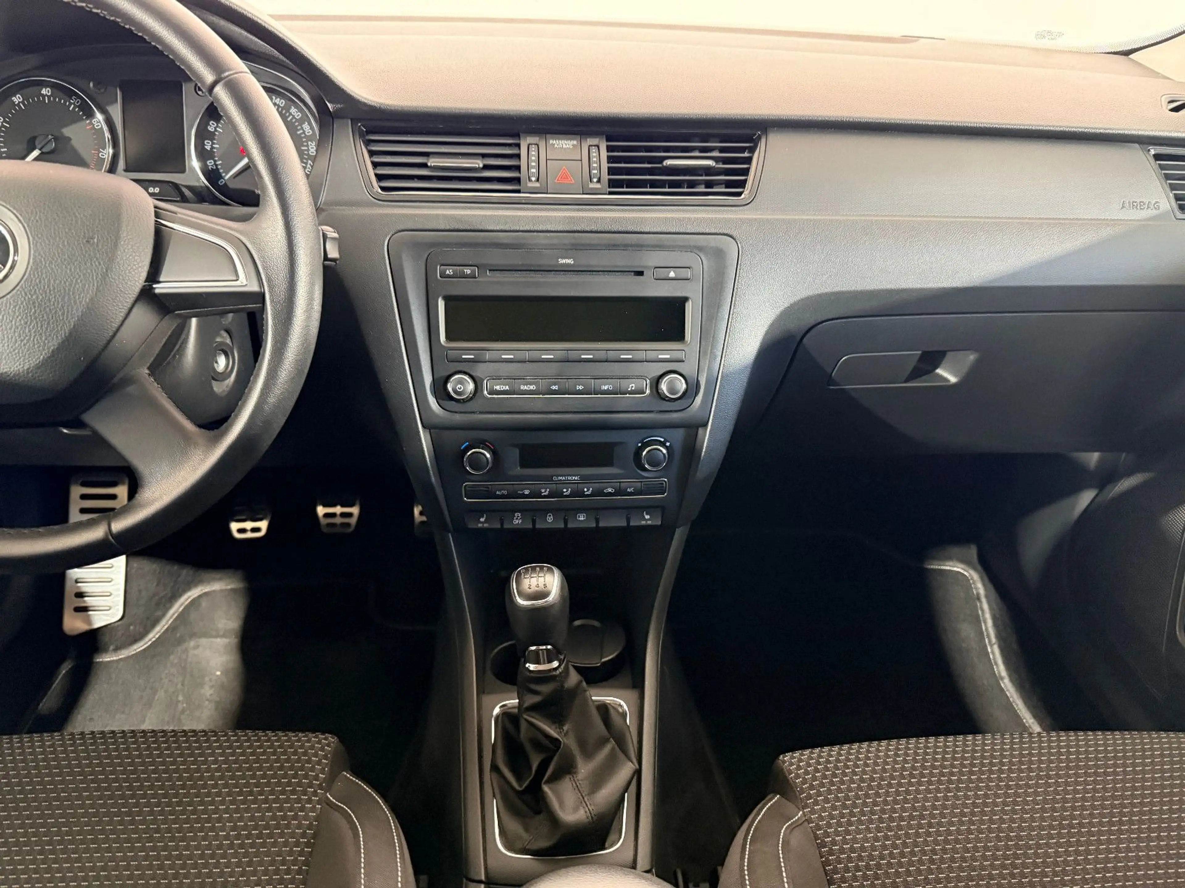 Skoda Rapid/Spaceback Ambition*SCHECKHEFT+KLIMAAUTO+SR/WR+2.HAND — photo 10