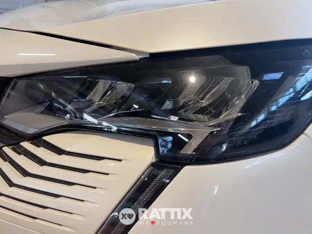 Peugeot 3008 view 3