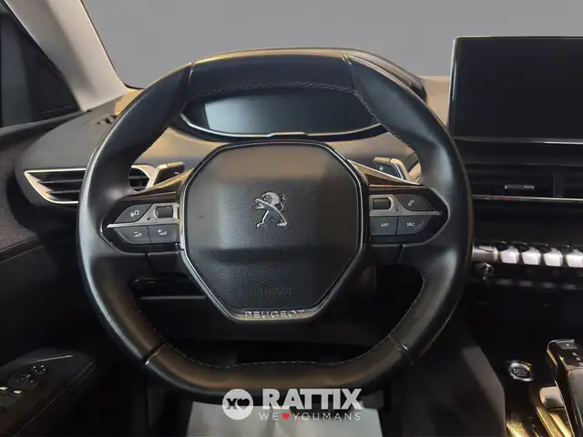 Peugeot 3008 view 13
