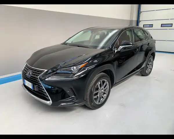 Lexus NX 300h 300 2.5 Hybrid Premium
