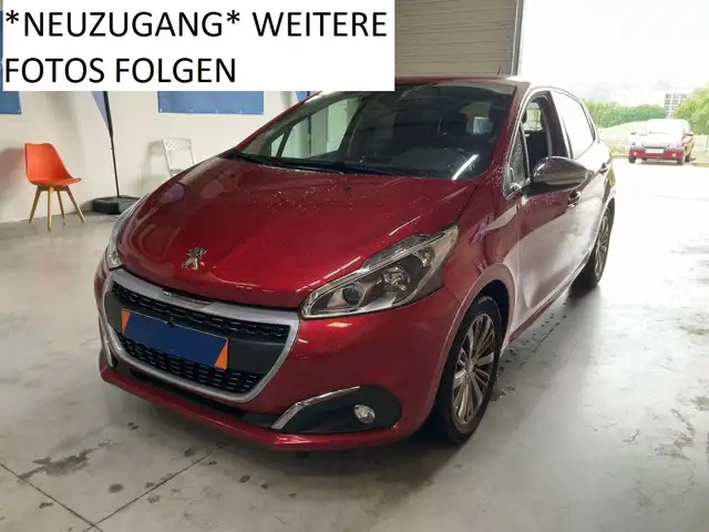 Peugeot 208 Allure NAVI KLIMAAUTOMAT CARPLAY PDC LED TEMPOMAT