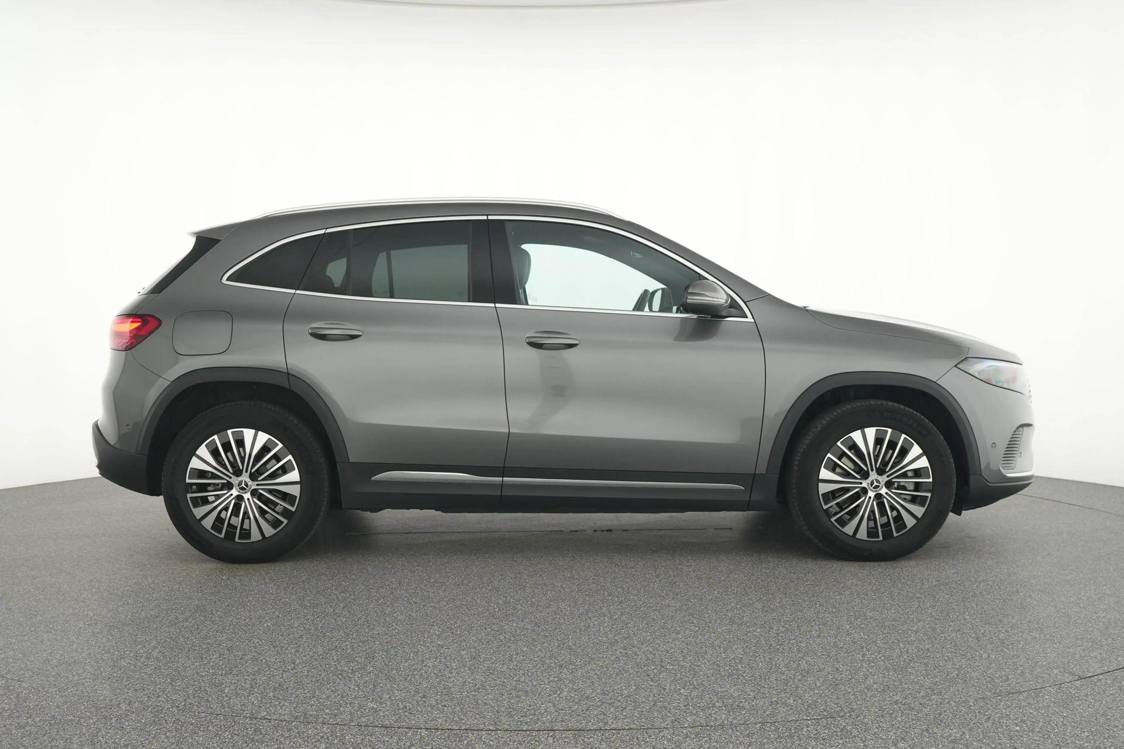 Mercedes-Benz EQA 250 250+ Business Line Business Line 67 kWh — photo 9