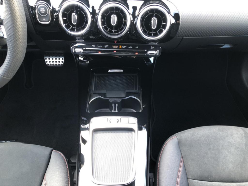 Mercedes-Benz A 180 Limousine AMG+MBUX+Night+Wide+Cam+LED+Navi — photo 15