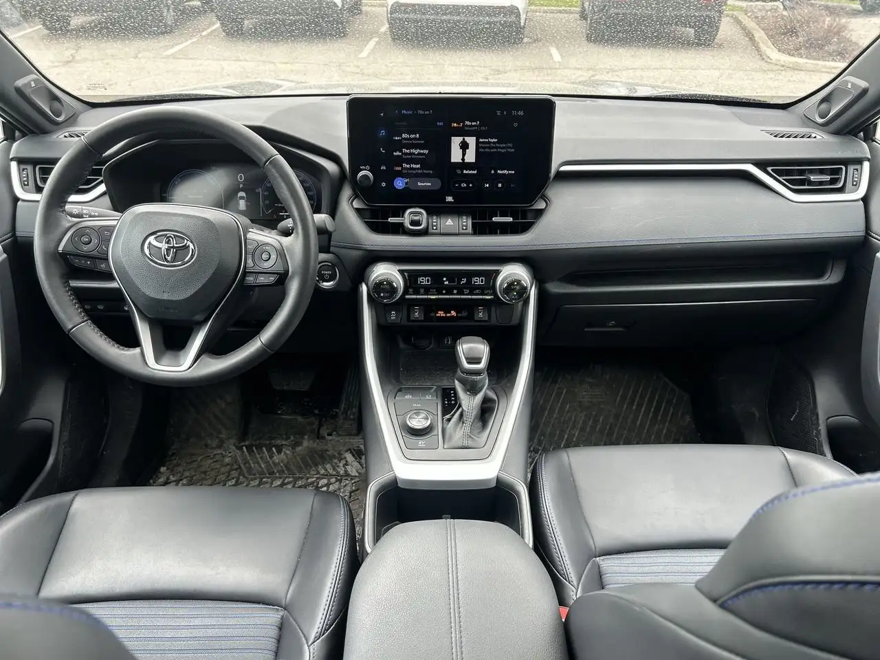 Toyota RAV 4 снимка Toyota RAV 4