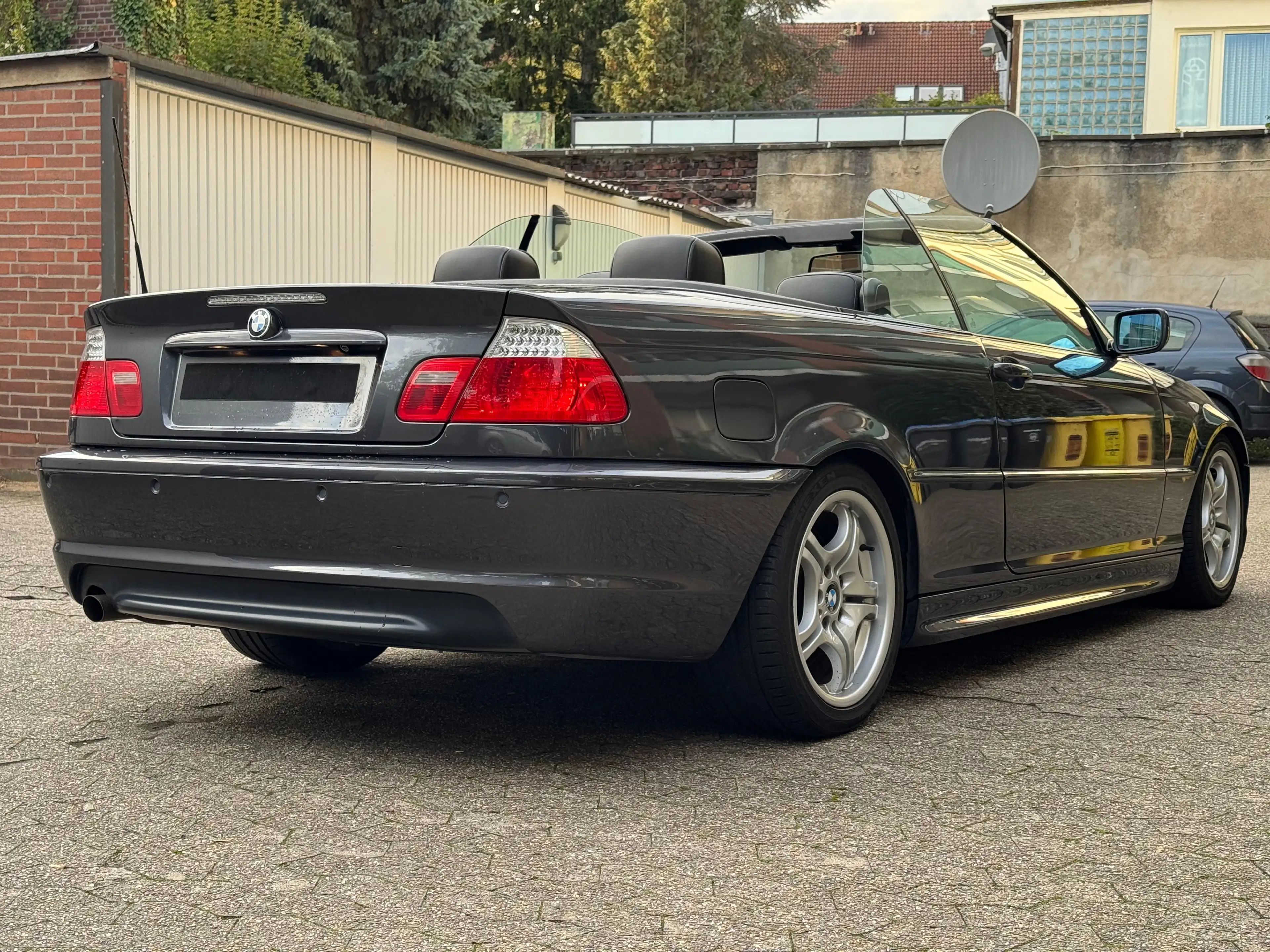 BMW 318 318 Ci Edition Sport * Cabrio * M-Paket * TÜV 08/27 * Xenon * Multilenkrad * Android-Radio — photo 5