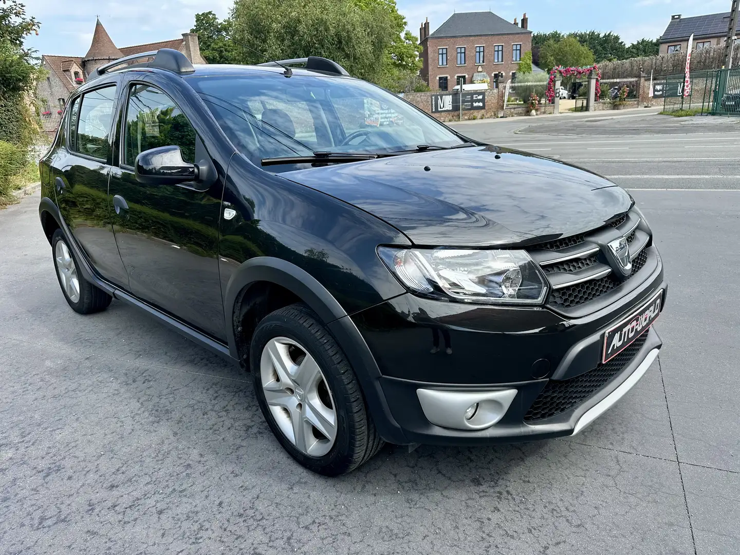Dacia Sandero Stepway 0.9 TCe Plus euro6 Zwart - 2