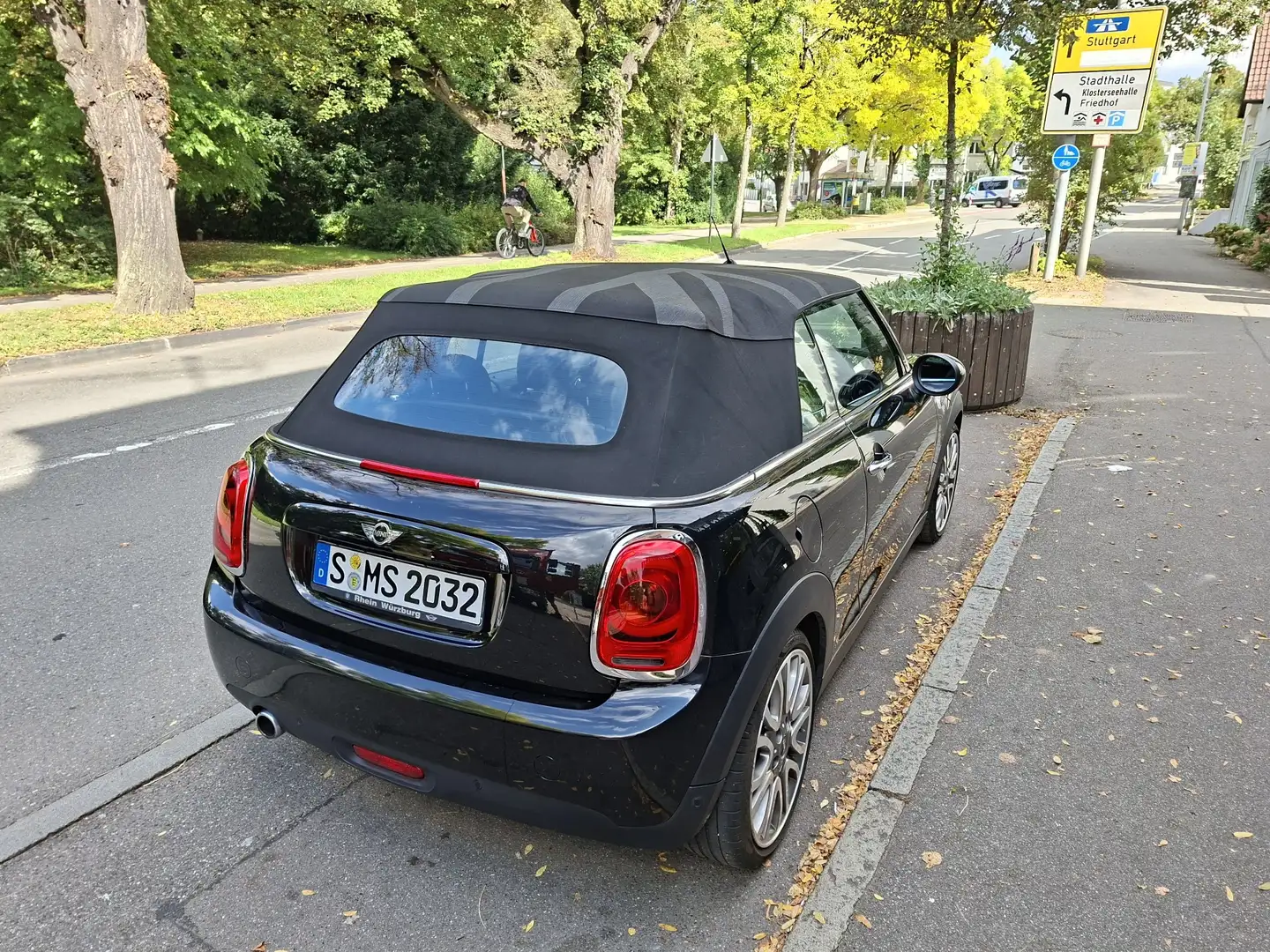 MINI Cooper D Cabrio Chili Wired Schwarz - 2