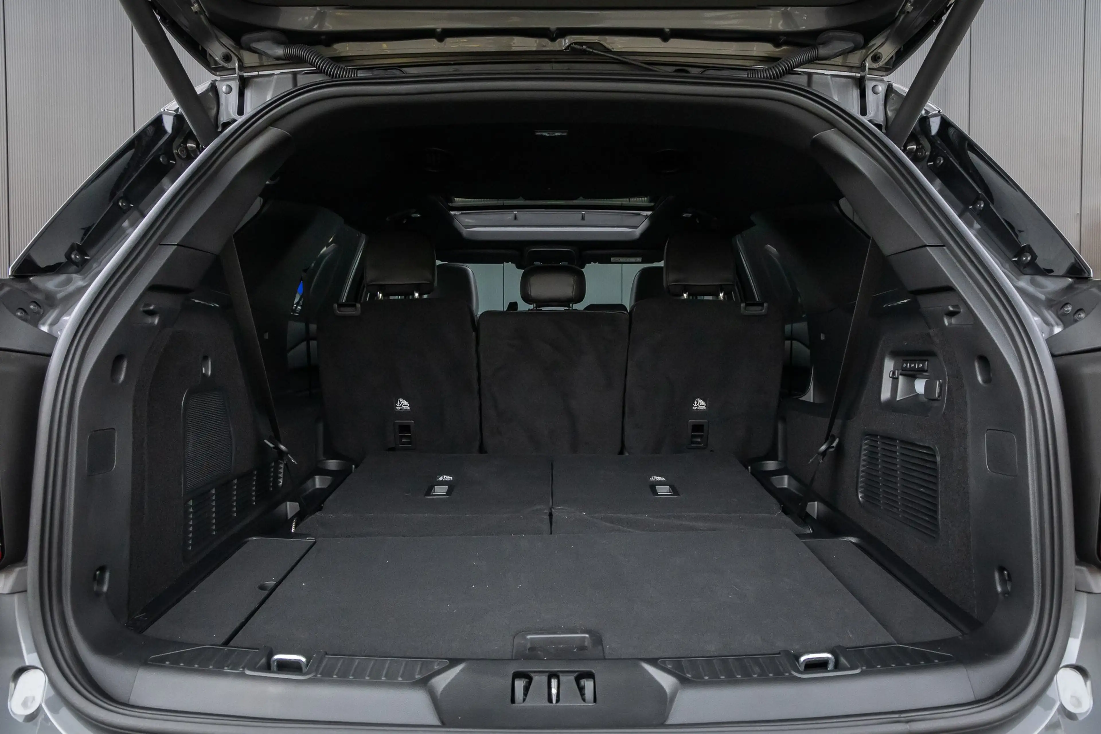 Ford Explorer 3.0 V6 EcoBoost PHEV ST-Line 457pk | Afn. trekhaak — photo 9