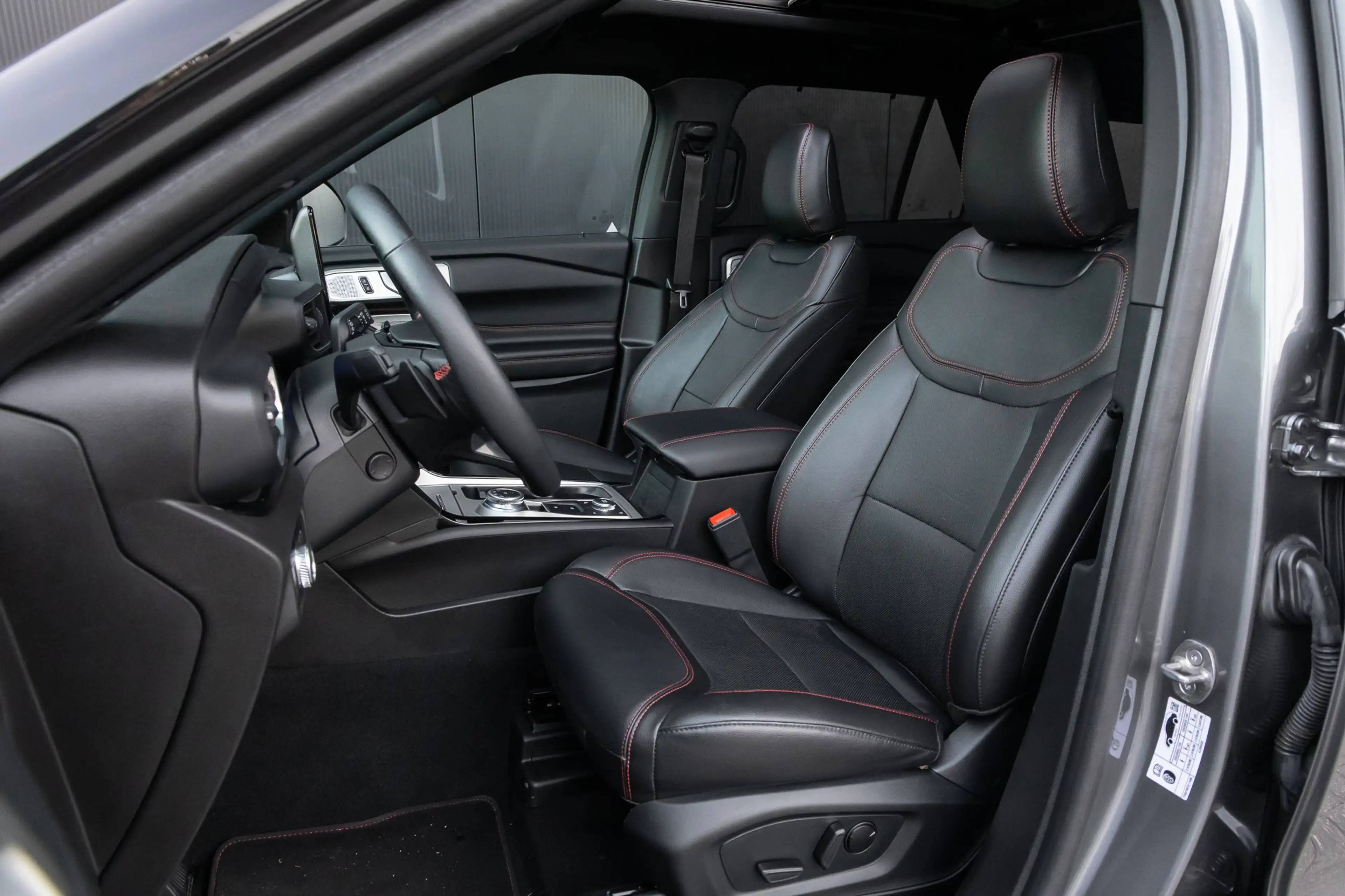 Ford Explorer 3.0 V6 EcoBoost PHEV ST-Line 457pk | Afn. trekhaak — photo 6