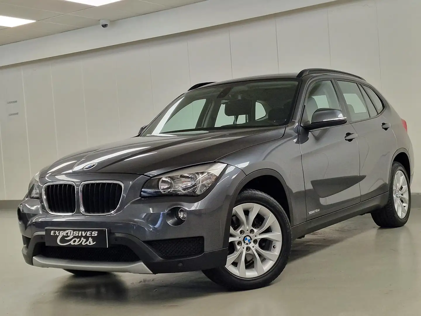 BMW X1 2.0 D SDRIVE16 !! 69000KM !! GPS CLIM REG JA Gris - 1