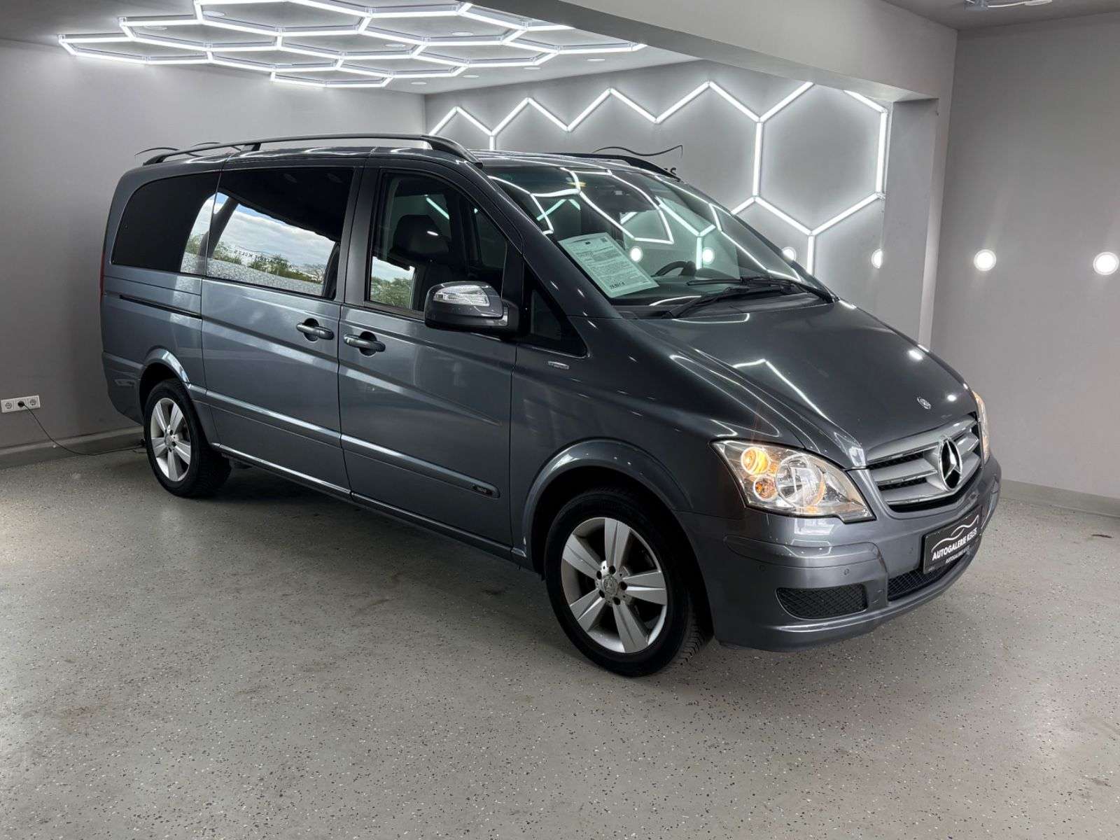 Second hand Mercedes Benz Viano 