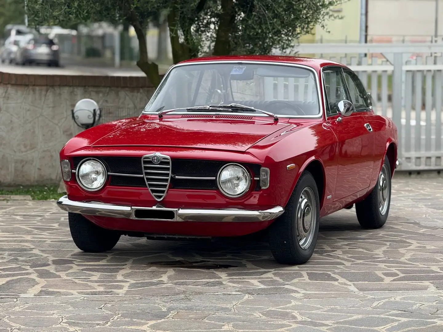 Alfa Romeo GT 1300 junior Rosso - 1