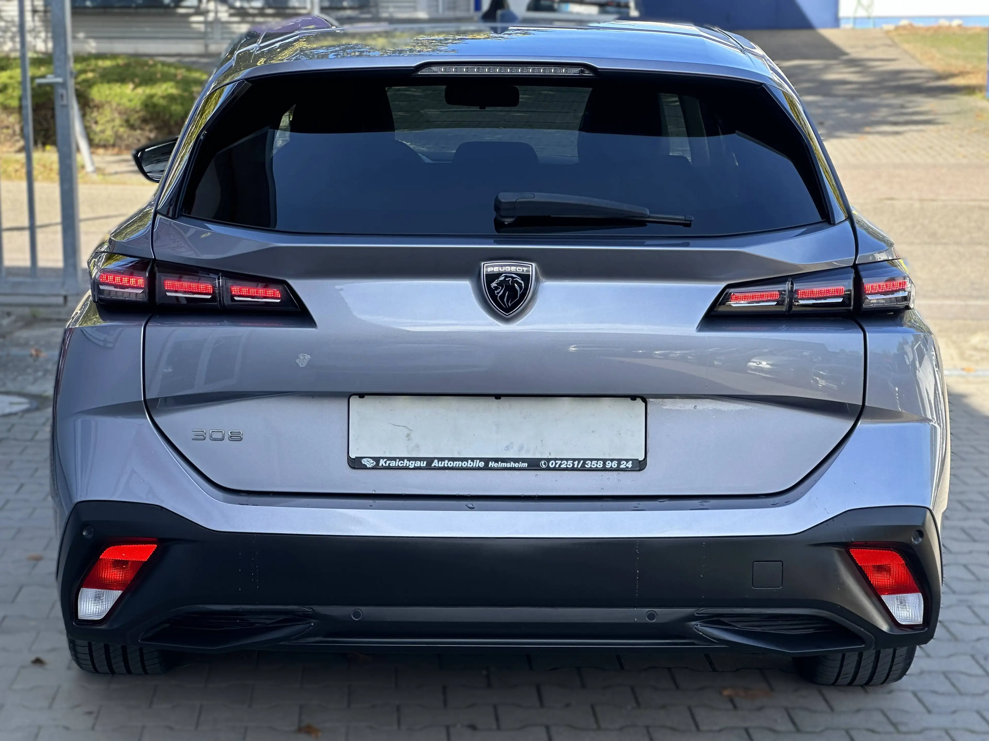 Peugeot 308 SW*AUTOMATIK*Navi*LED-Scheinw.*Parkpilot*Tempo*SR+WR — photo 4
