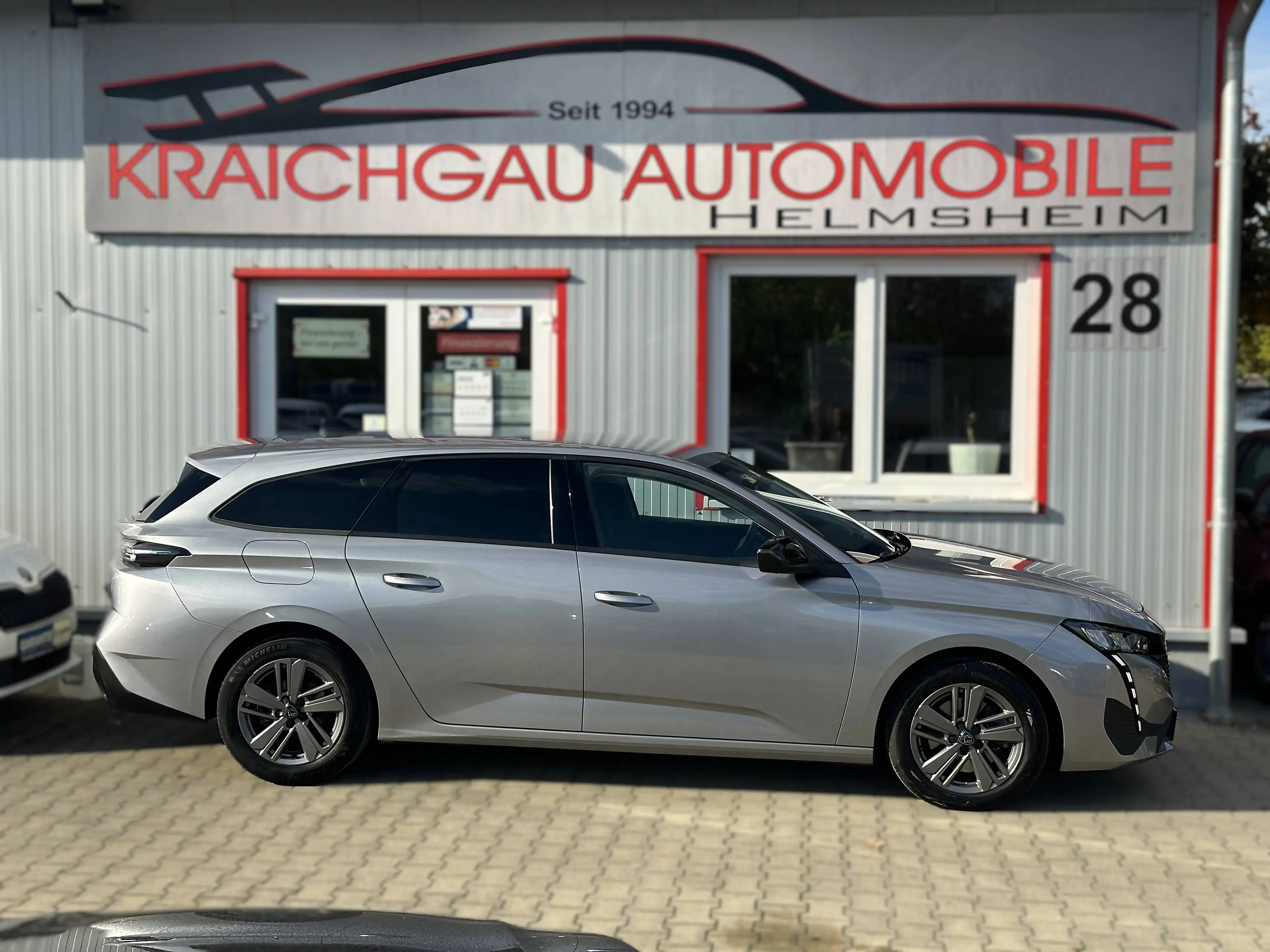 Peugeot 308 SW*AUTOMATIK*Navi*LED-Scheinw.*Parkpilot*Tempo*SR+WR — photo 7