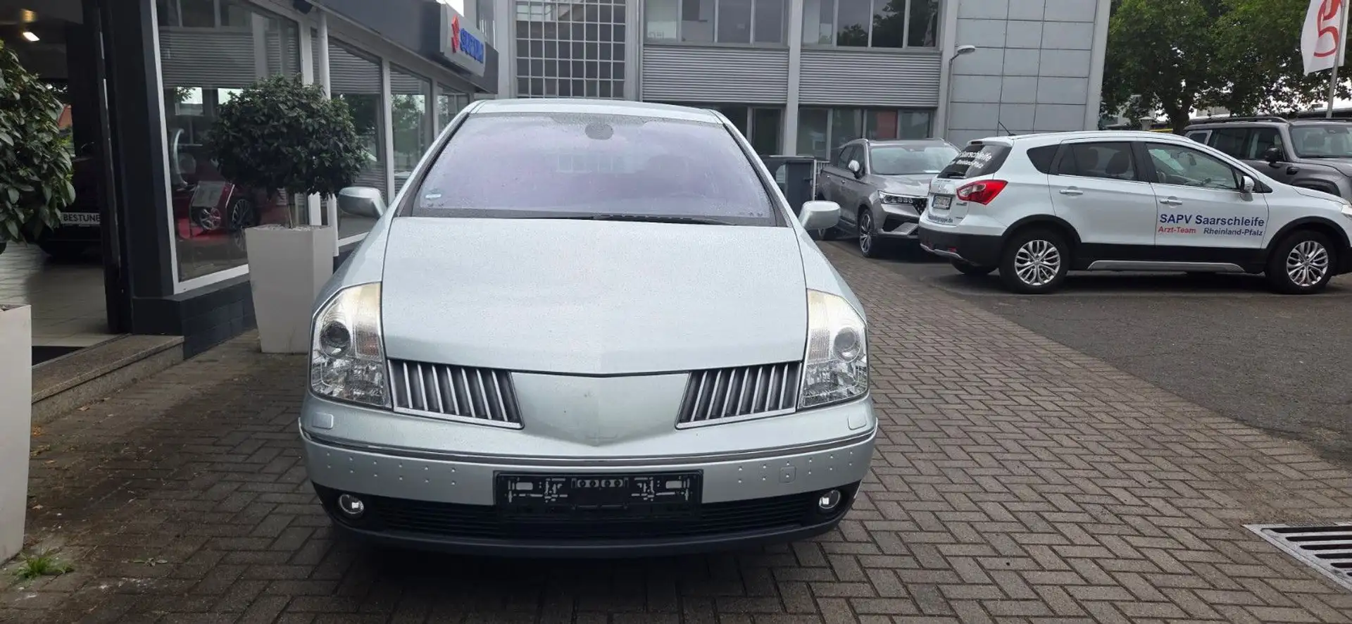 Renault Vel Satis Initiale 3.0 dCi Automatik Silber - 1