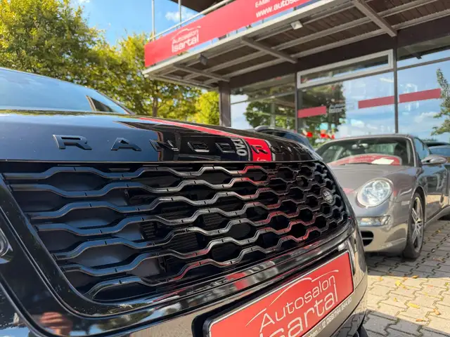Land Rover Range Rover Velar view 10