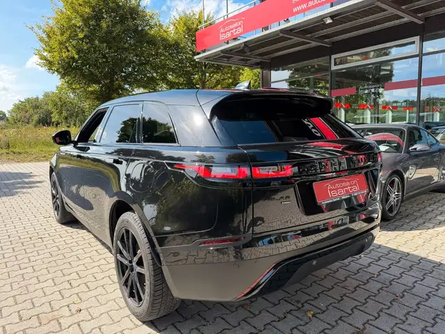Land Rover Range Rover Velar view 4