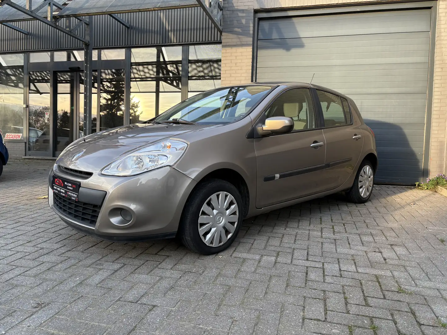 Renault Clio Clio 1.2i // GARANTIE 12 MOIS Gris - 1