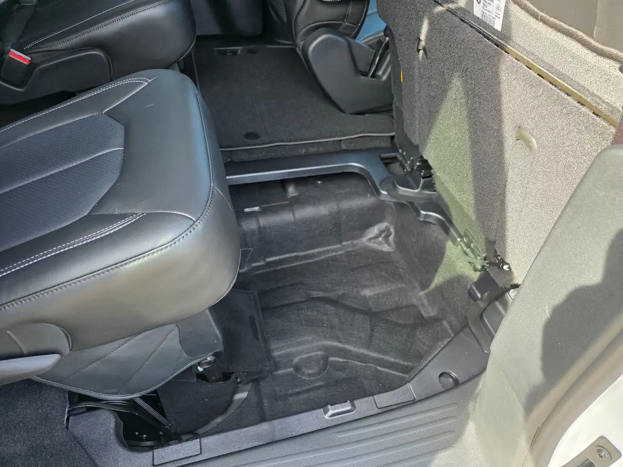 Chrysler Pacifica снимка Chrysler Pacifica