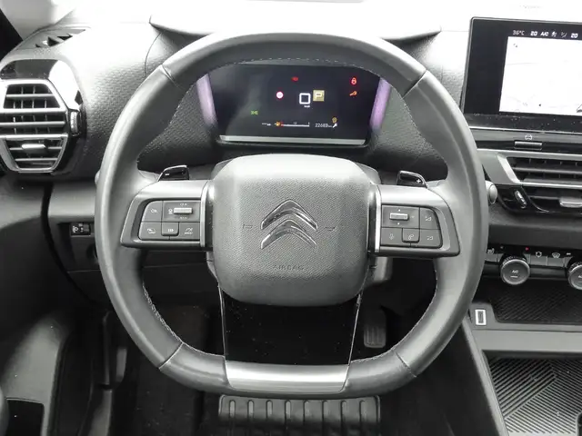 Citroen C4 view 9