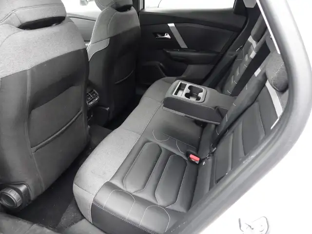 Citroen C4 view 15