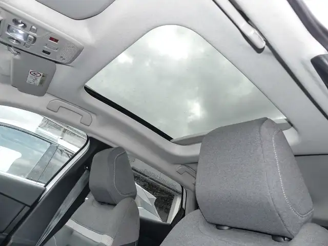 Citroen C4 view 12