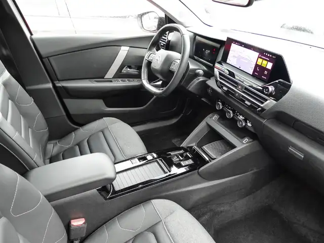 Citroen C4 view 4