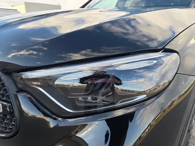 Mercedes-Benz GLC 200 d 4MATIC Off-Roader Ansicht 11