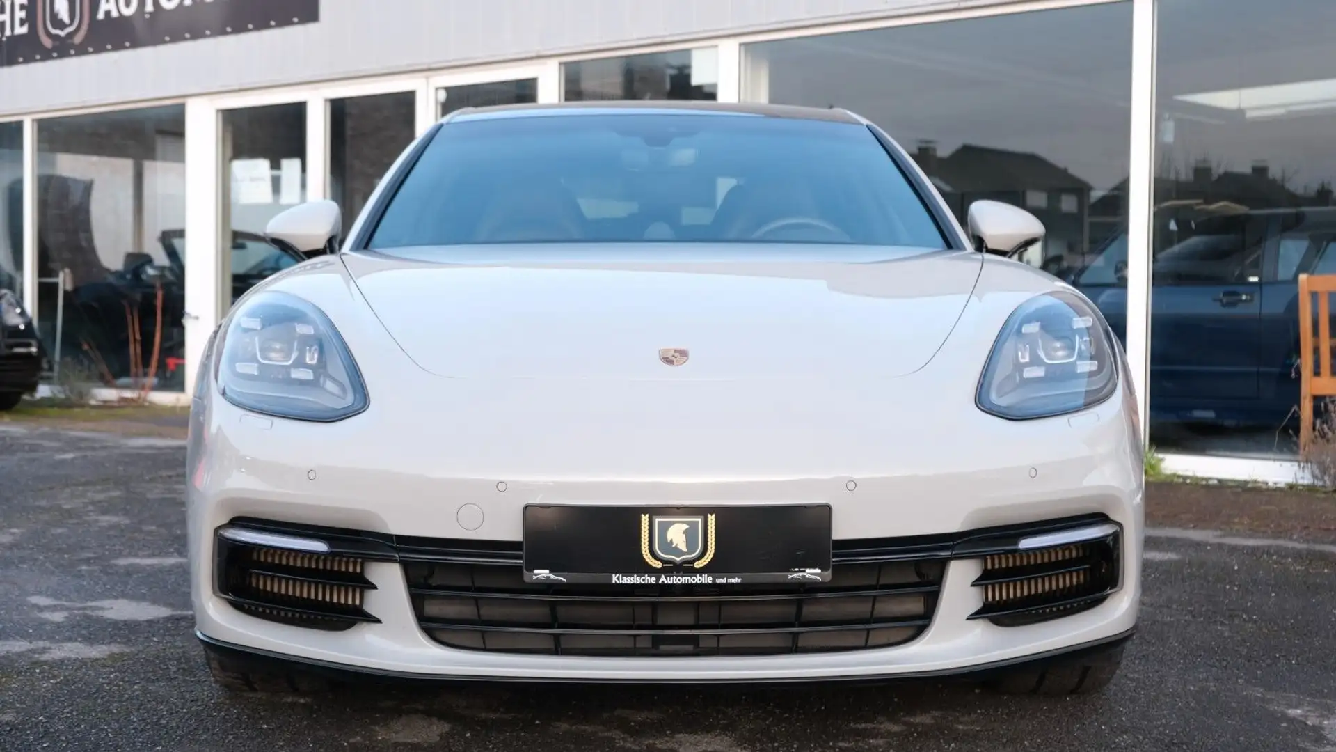 Porsche Panamera Sport Turismo 4S mit Top Ausstattung - 2