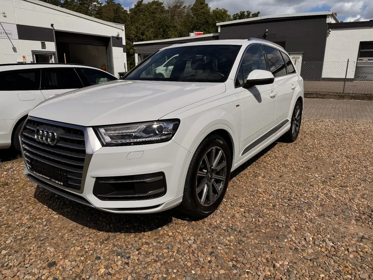 Audi Q7 3.0 TDI quattro/ S-Line/ Navi/ Luftfahrwerk Weiß - 2