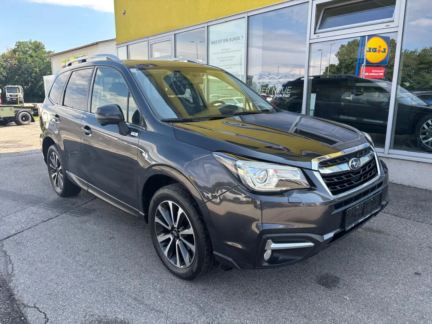 Subaru Forester 2,0i Premium AWD Aut. Grey - 1