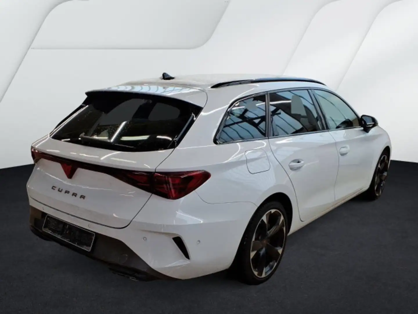 CUPRA Leon Sportstourer 1.5 eTSI DSG Navi SHZ PDC ACC Weiß - 2
