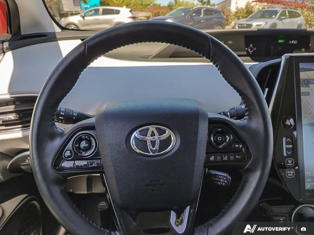 Toyota Prius Prime снимка Toyota Prius Prime