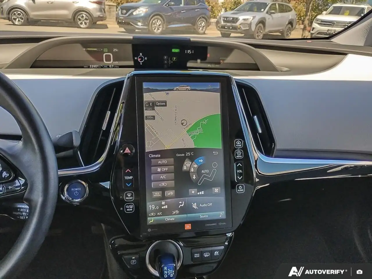 Toyota Prius Prime снимка Toyota Prius Prime