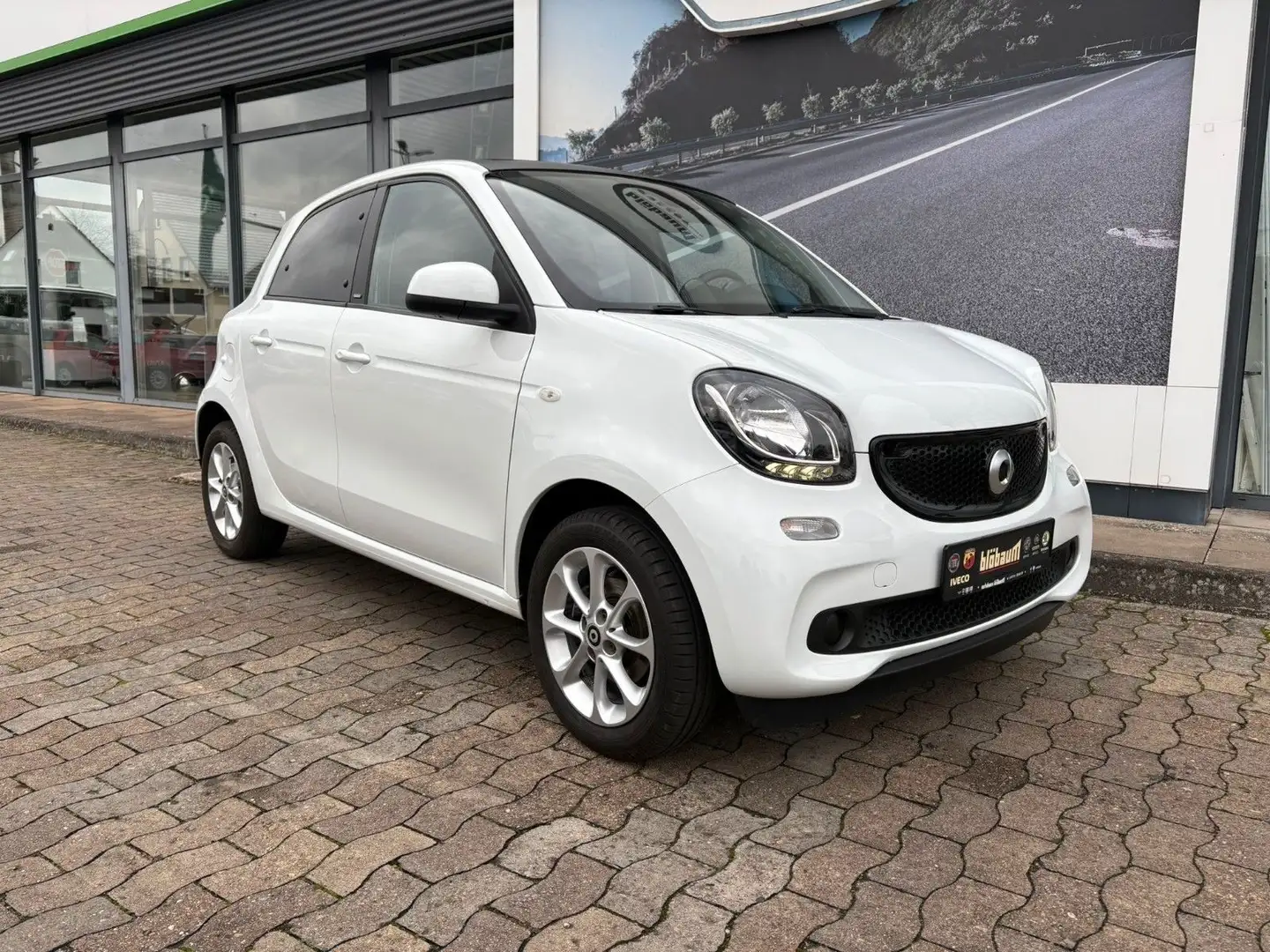 smart forFour Passion Klimaaut. Tempomat Faltdach Blanc - 2