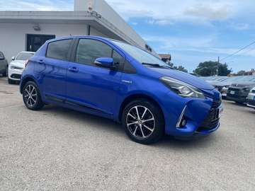 Yaris III 2017 5p 1.5h Business 73Cv Auto