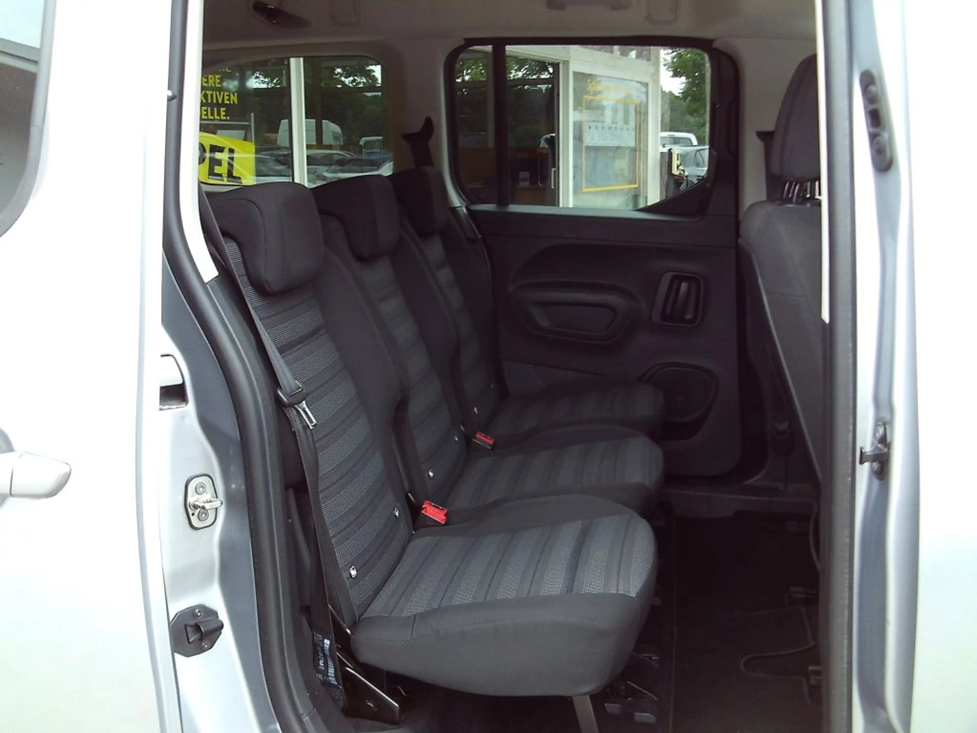 Opel Combo Life XL 1.5 D Start/Stop Innovation — photo 9