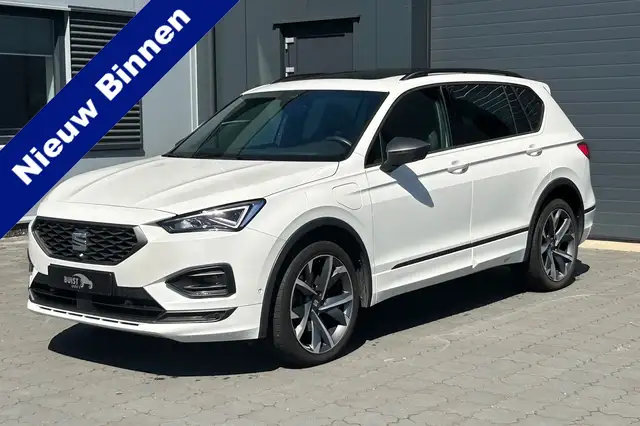 SEAT Tarraco 1.4 TSI e-Hybrid PHEV 245pk FR Business PANO TREKH