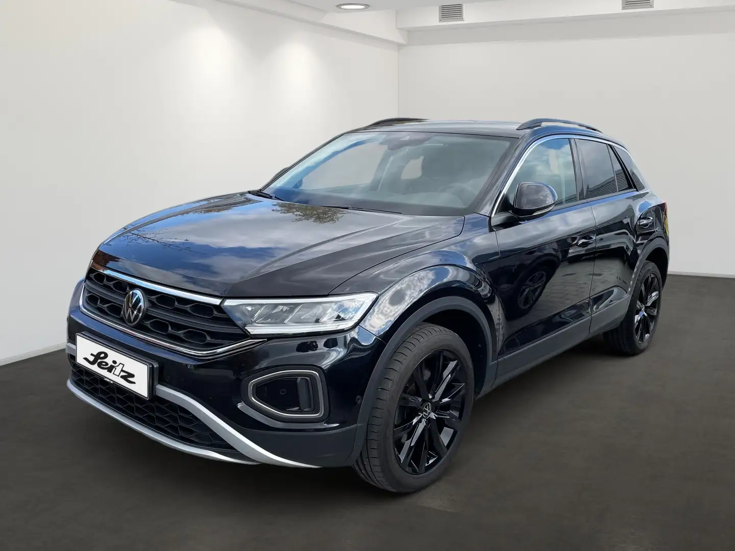 Volkswagen T-Roc 2.0 TDI DSG Life *AHK*LED*KAMERA*NAVI* Zwart - 2