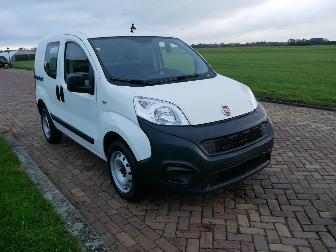2020 Fiat Fiorino 1.4 SX CNG | AIRCO | PDC | 2020 | € 4599 EX BTW, photograph 1