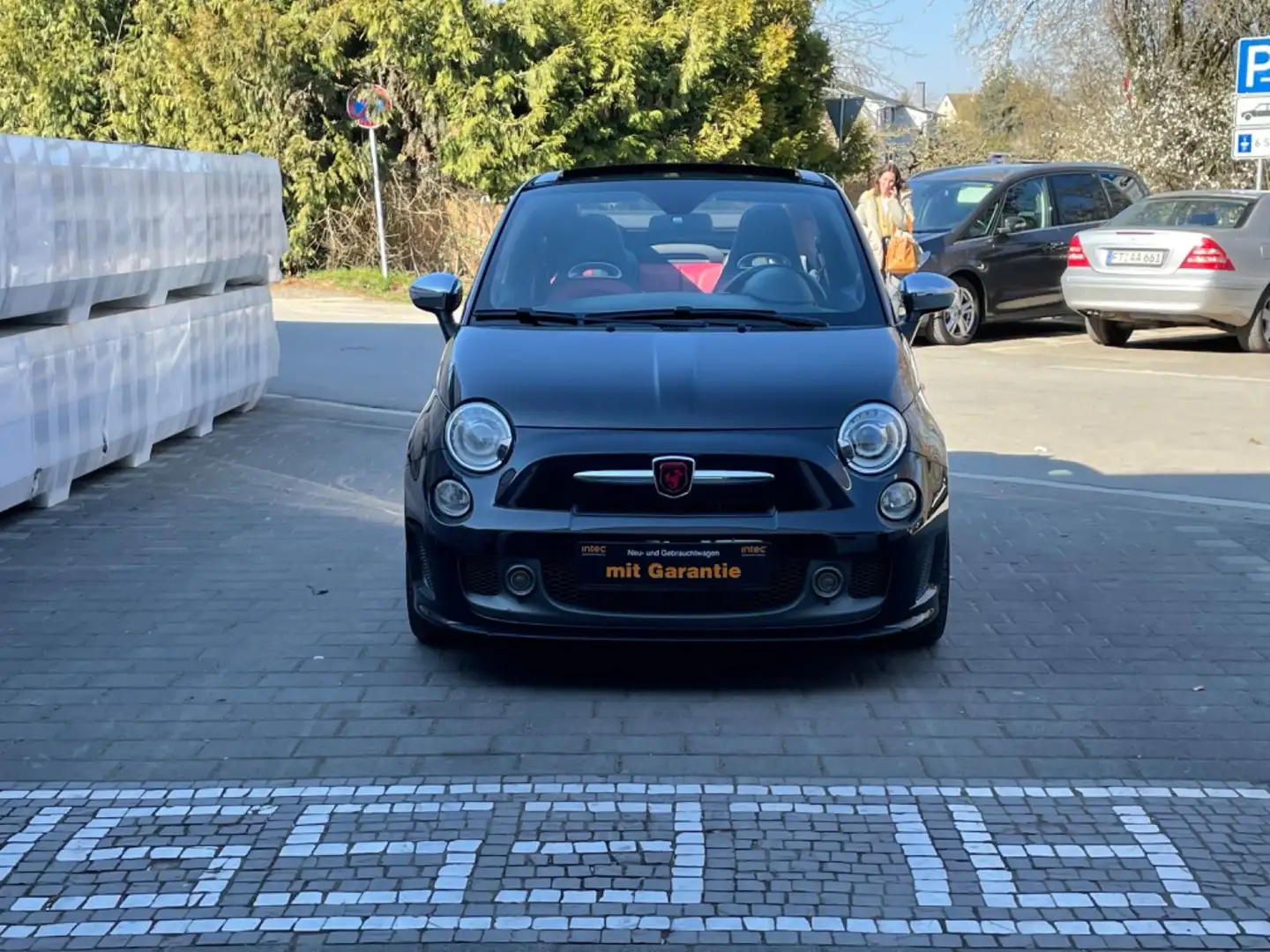 Abarth 595C Turismo, Automatik, Leder, Klimaautomatik Schwarz - 1