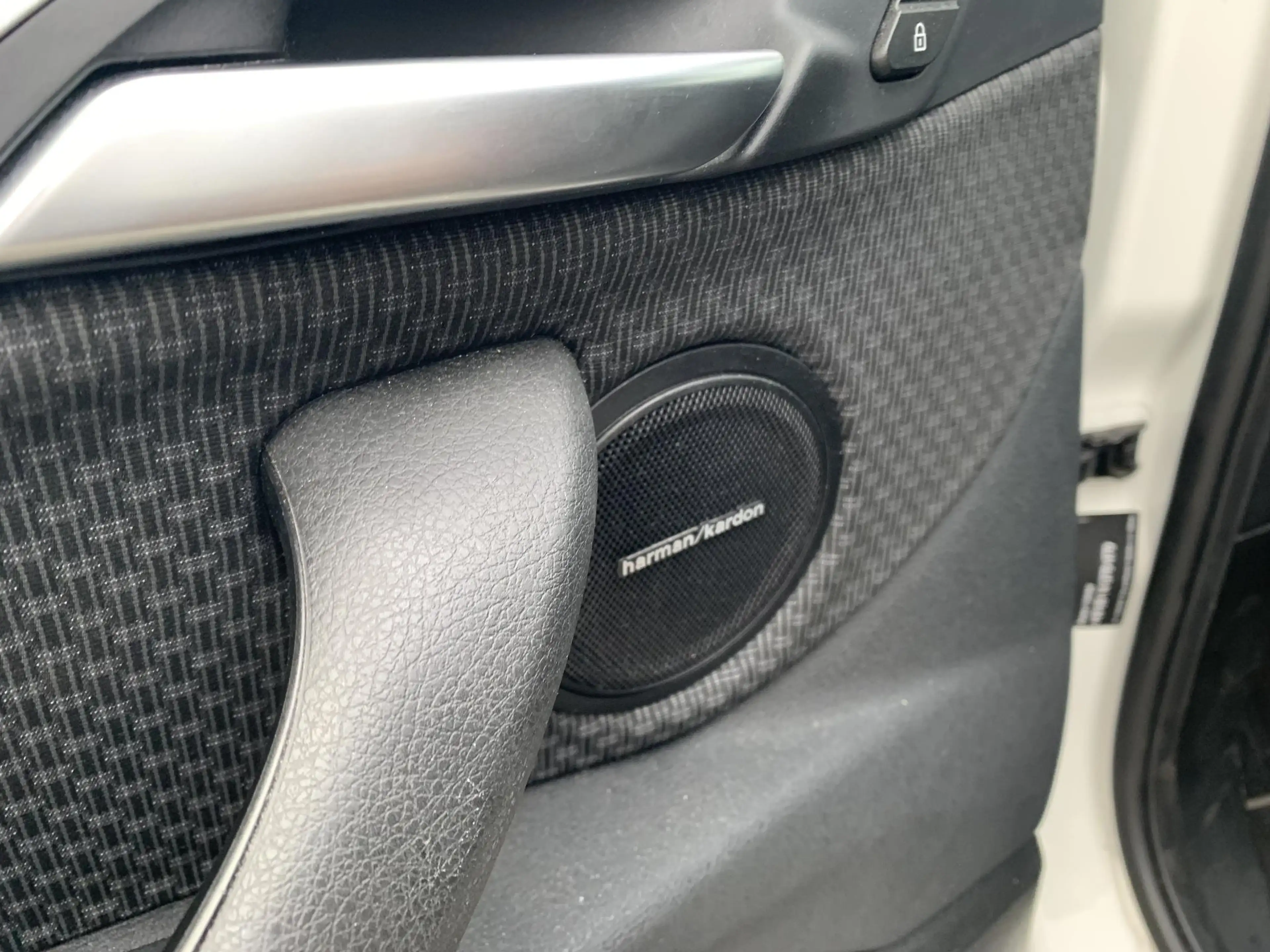BMW X2 sDrive18i High Executive | Trekhaak | Stoelverwarm — photo 9
