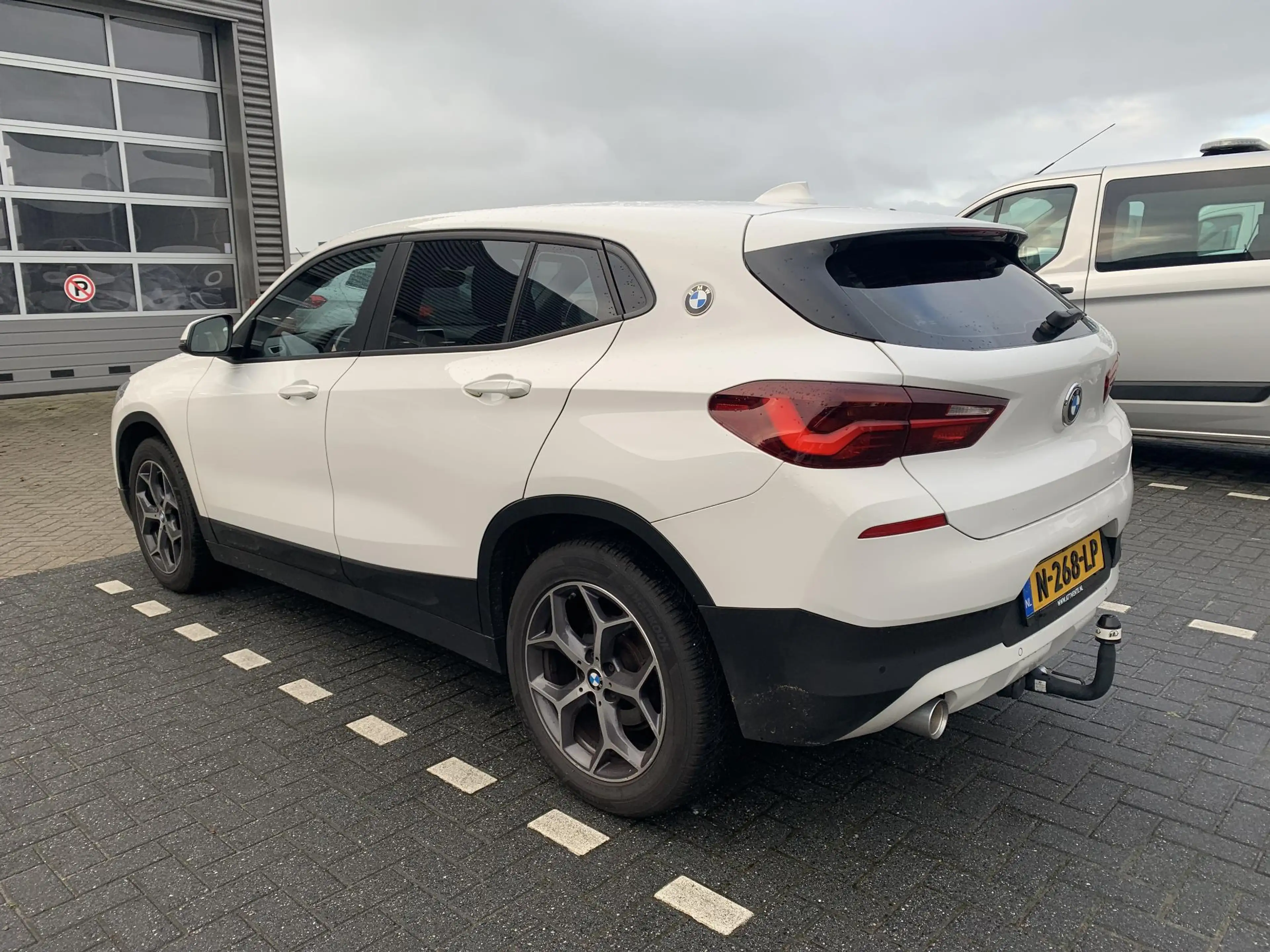 BMW X2 sDrive18i High Executive | Trekhaak | Stoelverwarm — photo 2