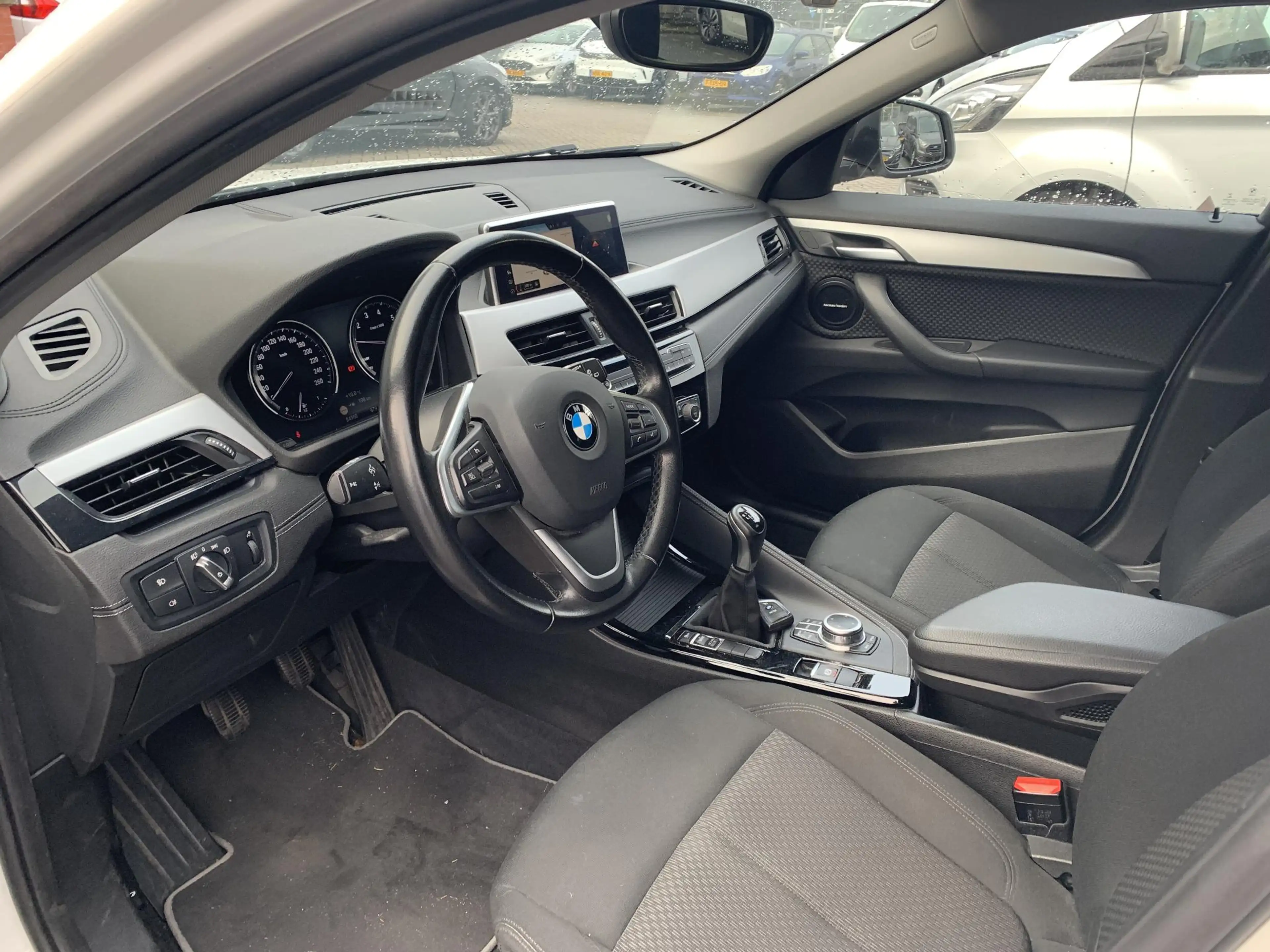 BMW X2 sDrive18i High Executive | Trekhaak | Stoelverwarm — photo 6