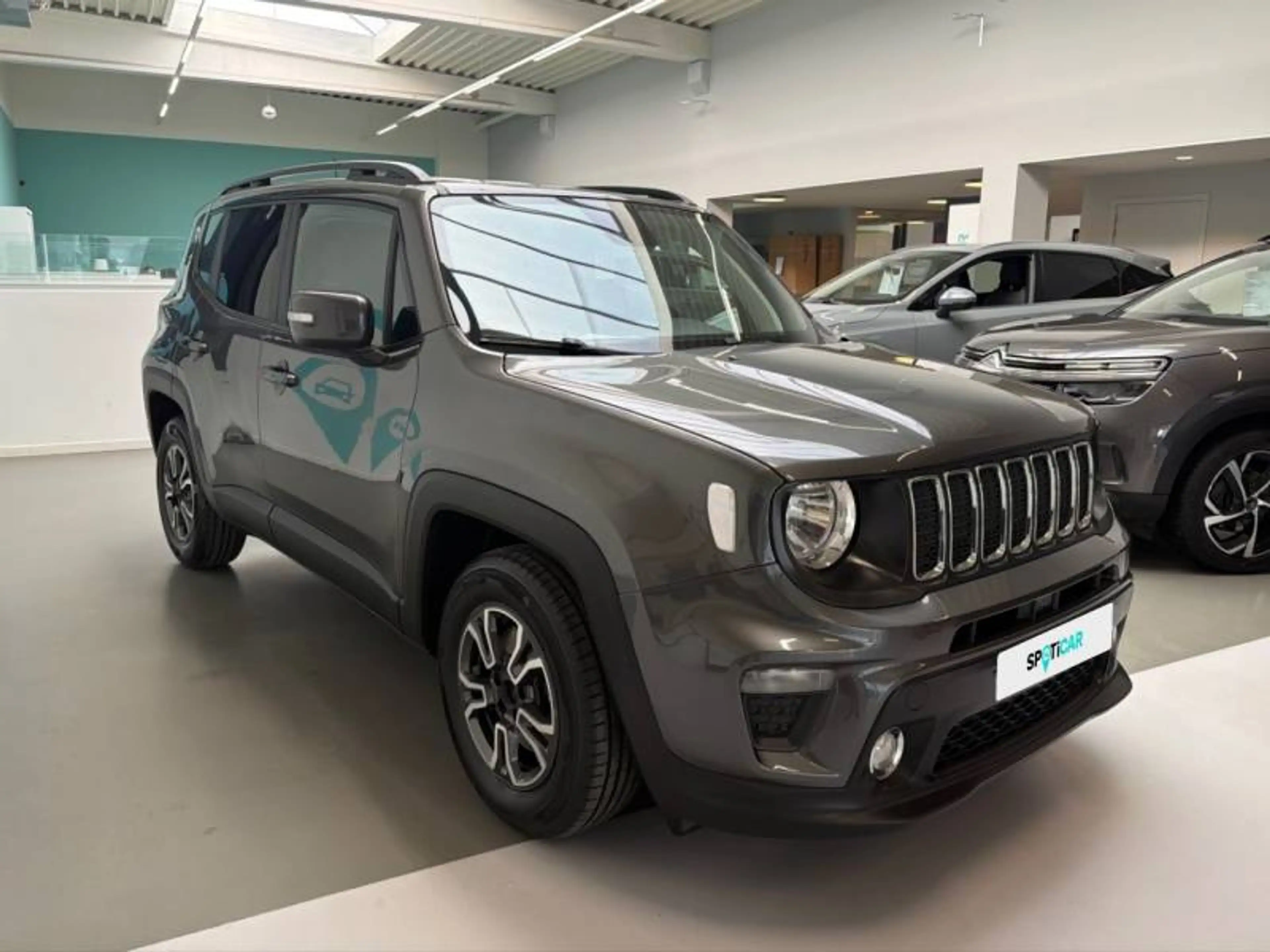 Jeep Renegade 1 1.3 T4 150 4x2 DDCT Downtown — photo 3